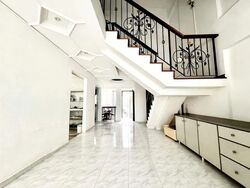Blk 340 Jurong East Avenue 1 (Jurong East), HDB Executive #581297971